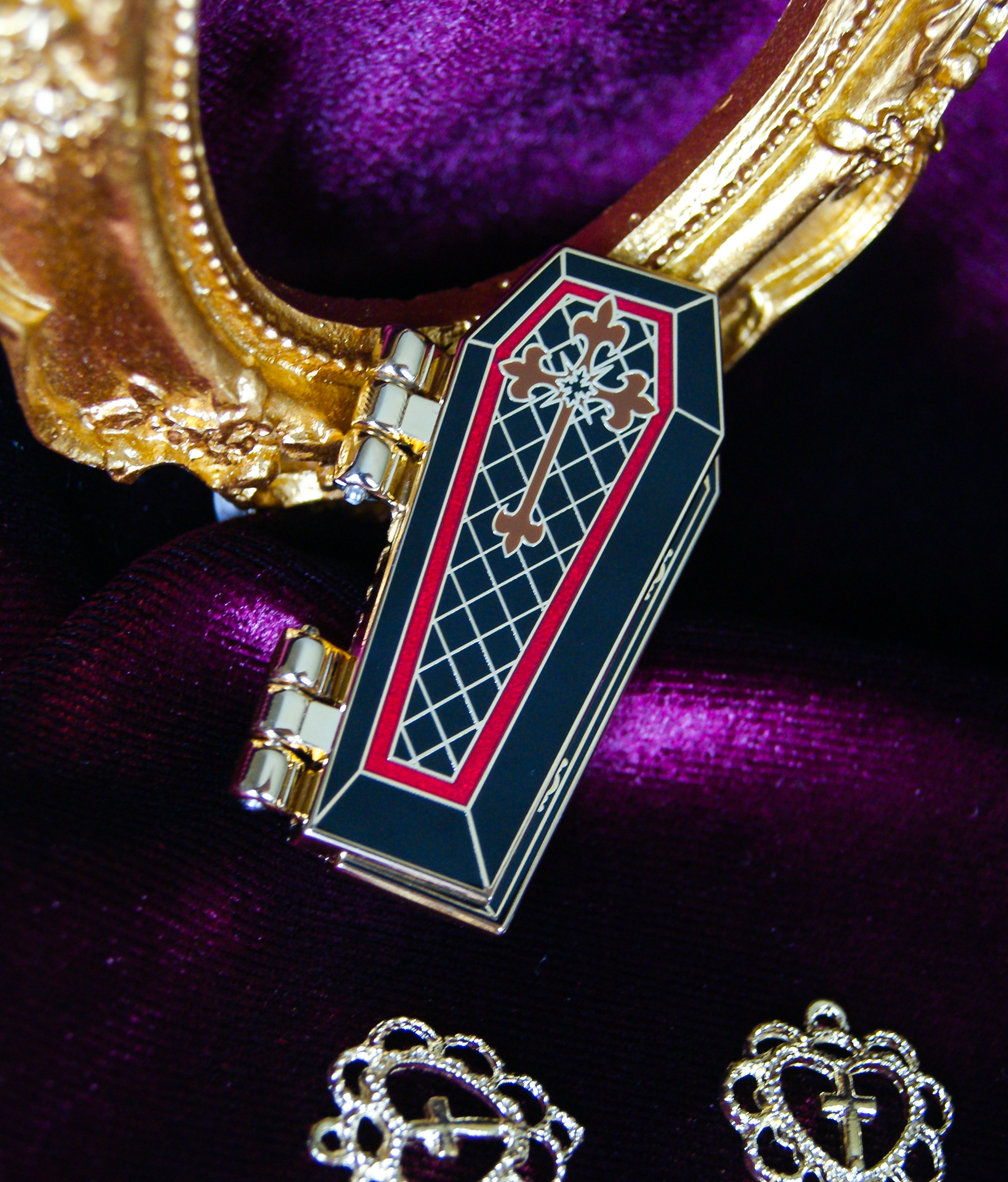 Coffin Curse Red - B GRADE