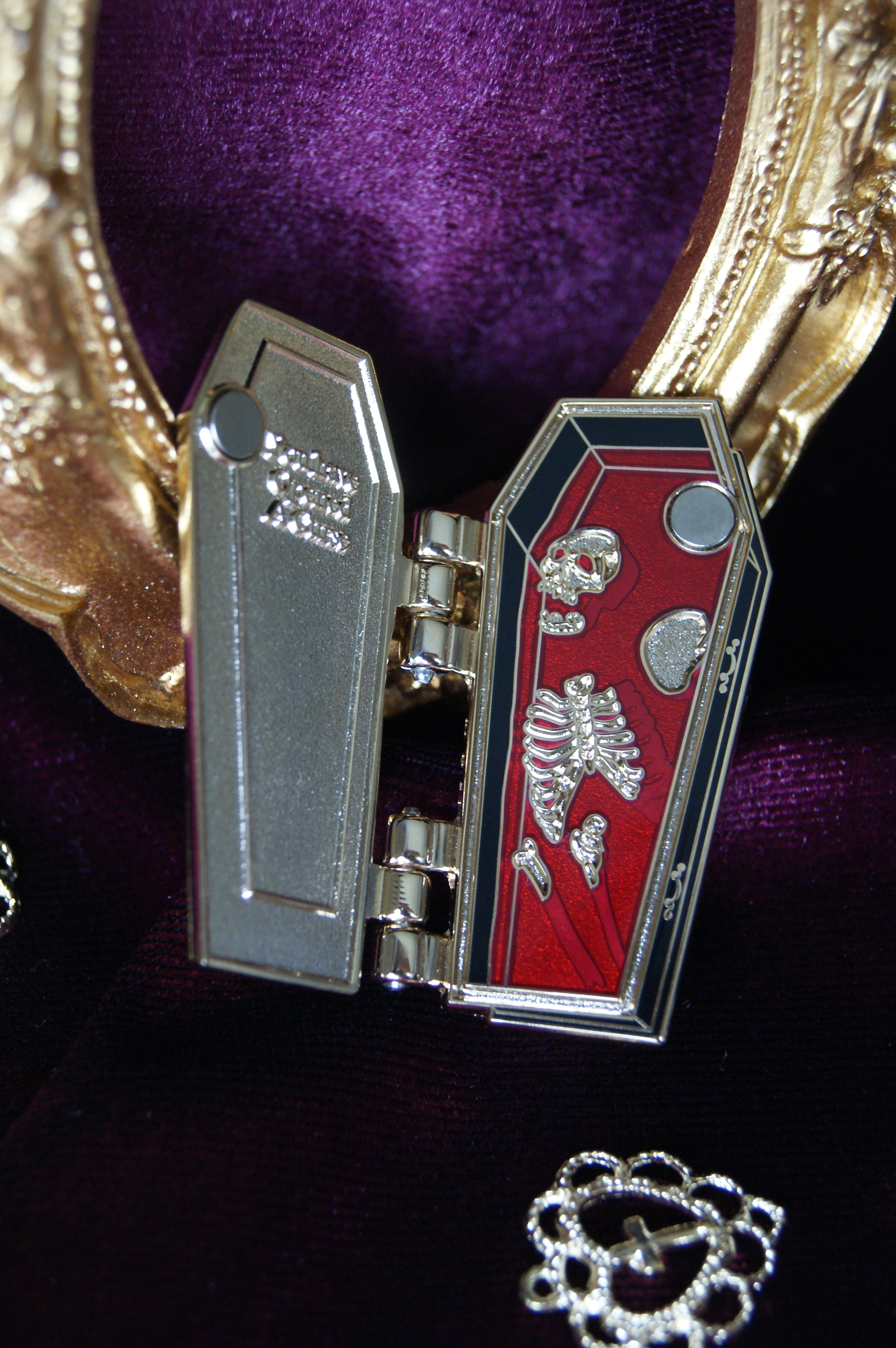 Coffin Curse Red - B GRADE