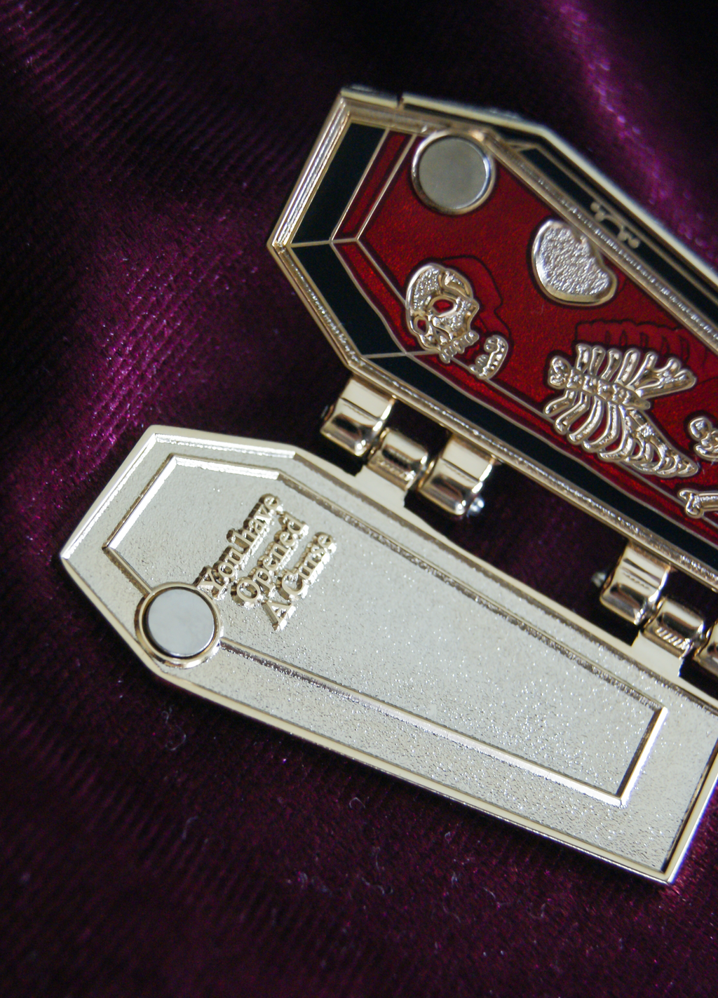 Coffin Curse Red - B GRADE
