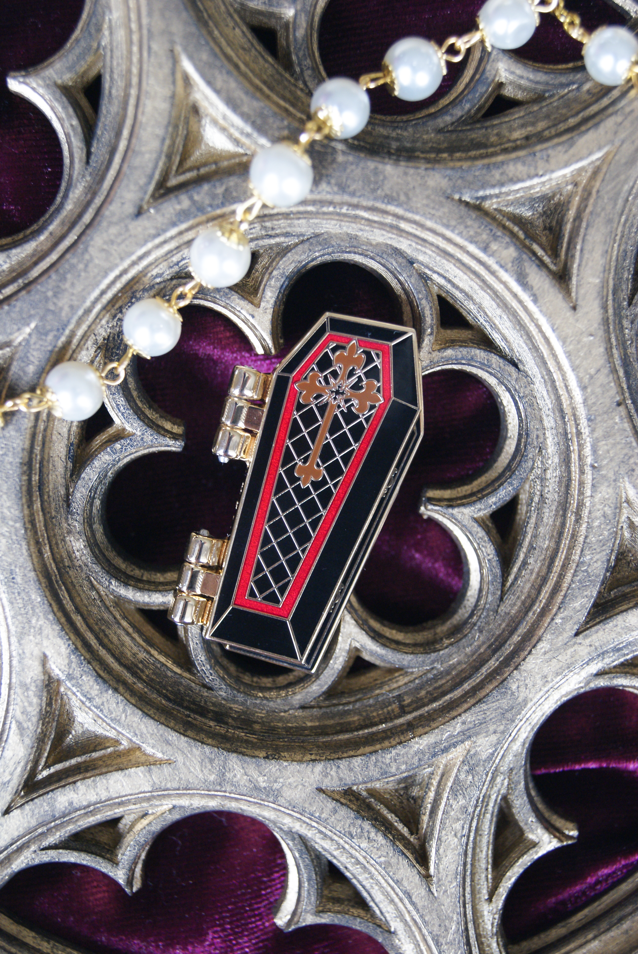 Coffin Curse Red - B GRADE