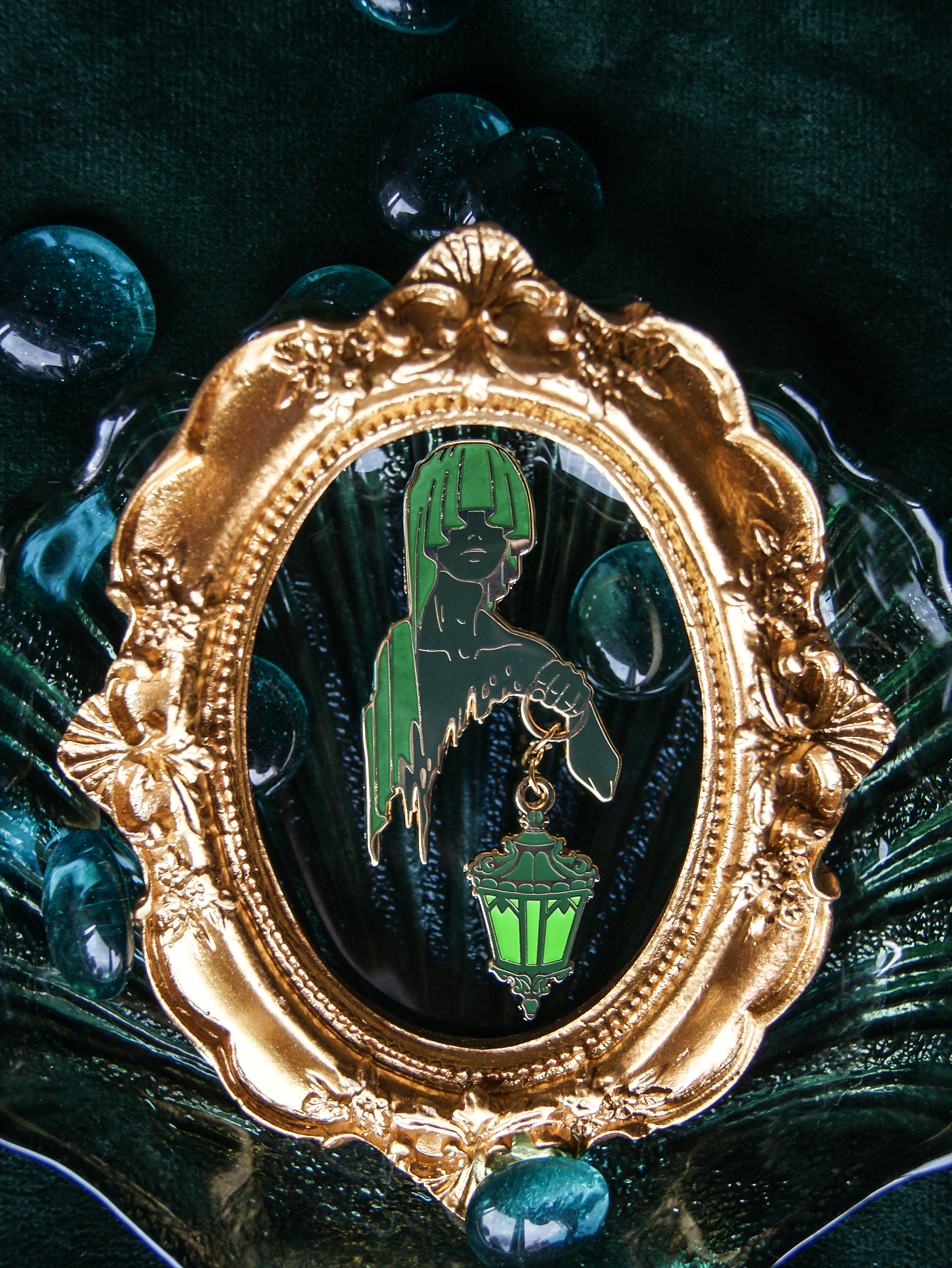 Lantern Bearer in Green - B GRADE